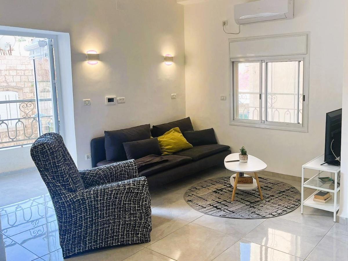 A Cozy 2Bdrm Home In Wadi-Nisnas Haifa Exterior photo